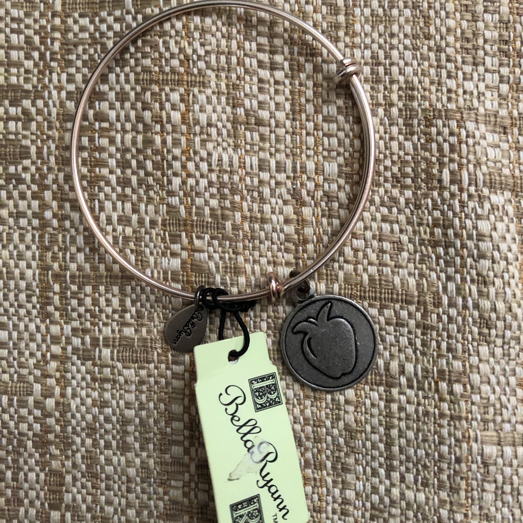 Bella Ryan Bracelet With Apple